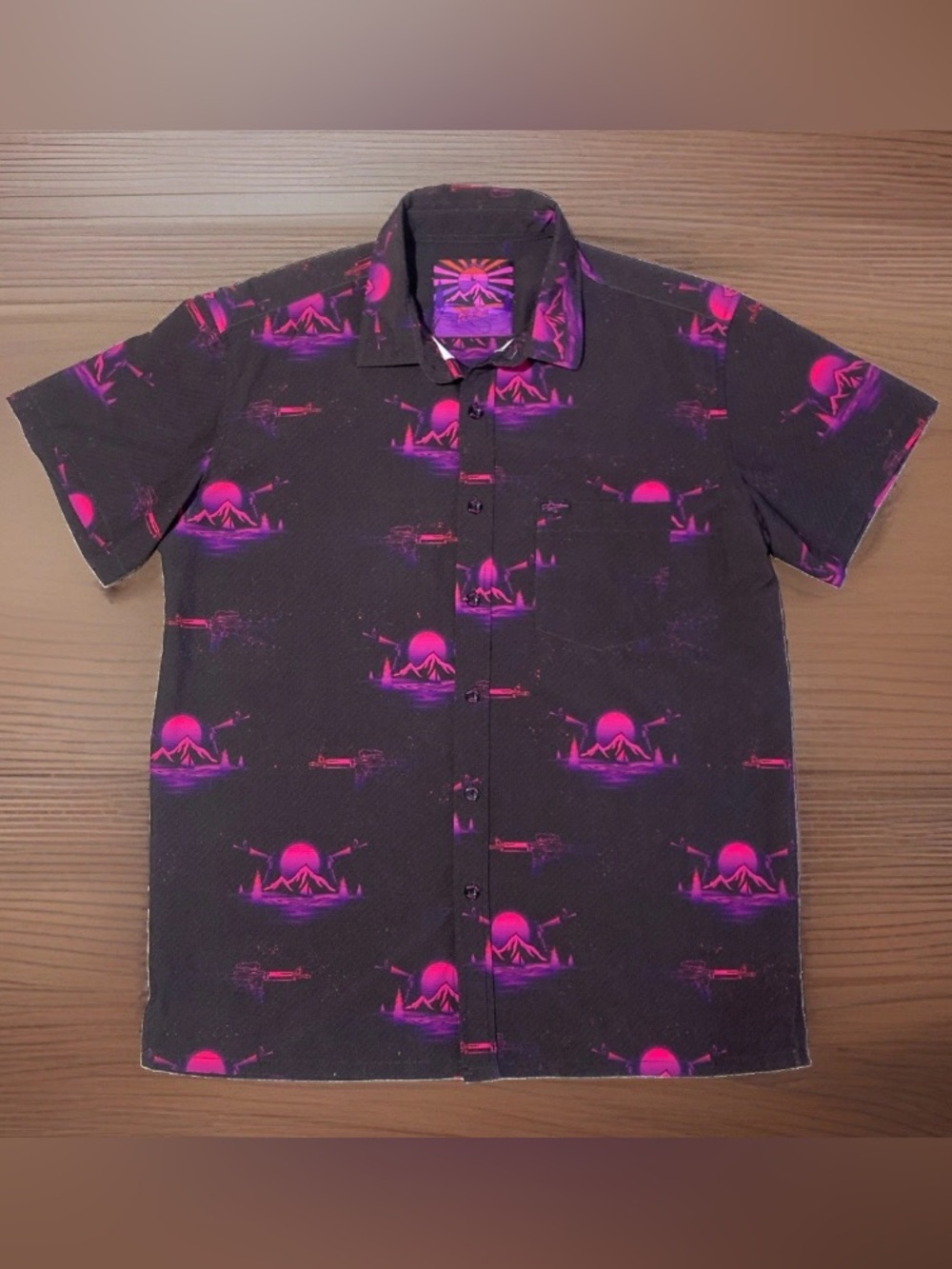 Retro Rifle Shirt Men L Outdoor Button Black Island Sun 80s All Over Print Pink
